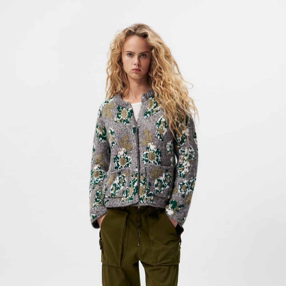 Zara Floral Jacquard Knit Cardigan. Size Small. Worn once!